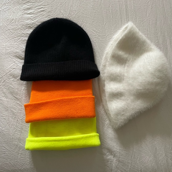 Cashmere Toque - Picture 1 of 2
